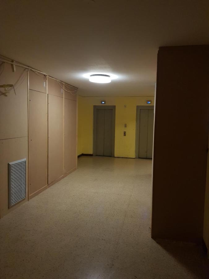 Chambre Spacieuse - Dressing - Sdb Communes - Parking Prive Nimes Ngoại thất bức ảnh